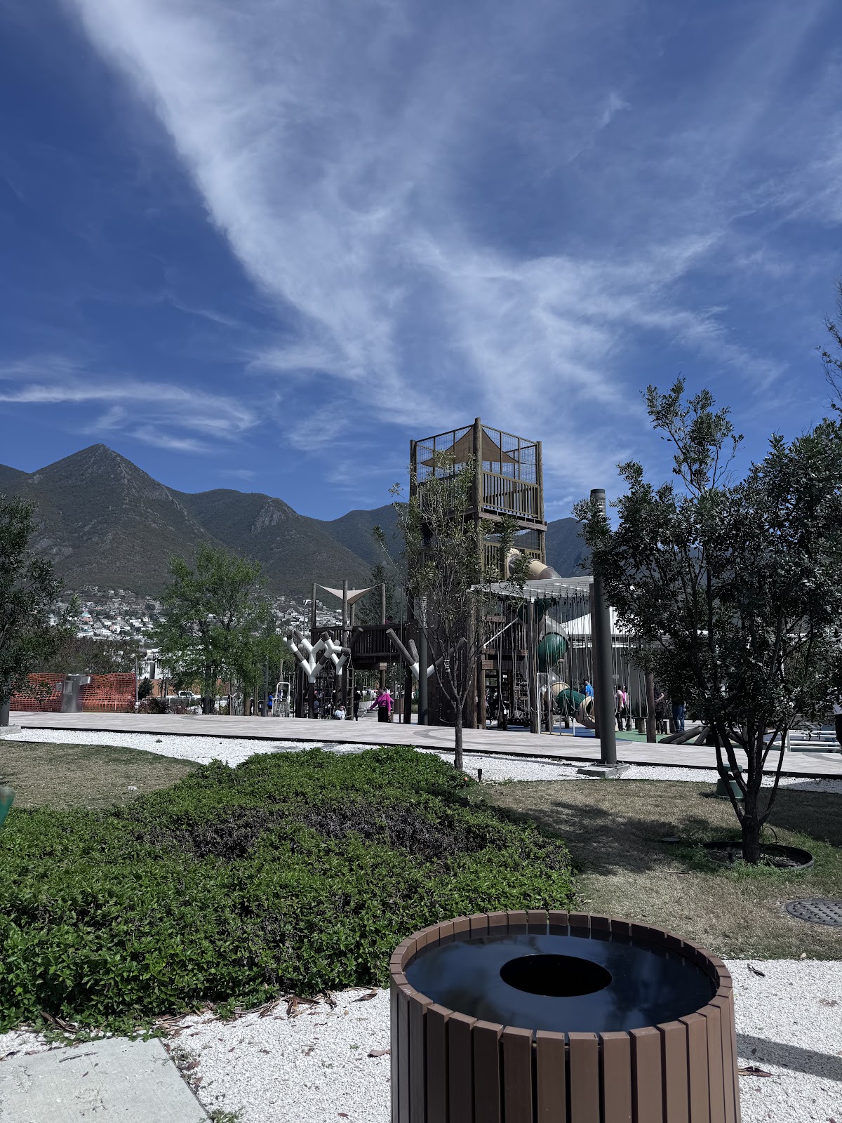 El trazo del circuito, con sus rodillos y peraltes